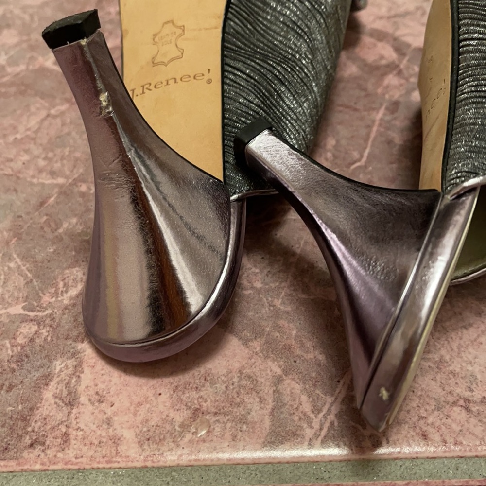 Shoes - Picture 7 of 7